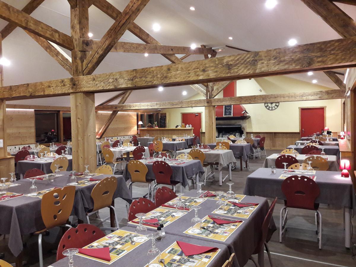 فندق Le Relais Nordique Giron المظهر الخارجي الصورة